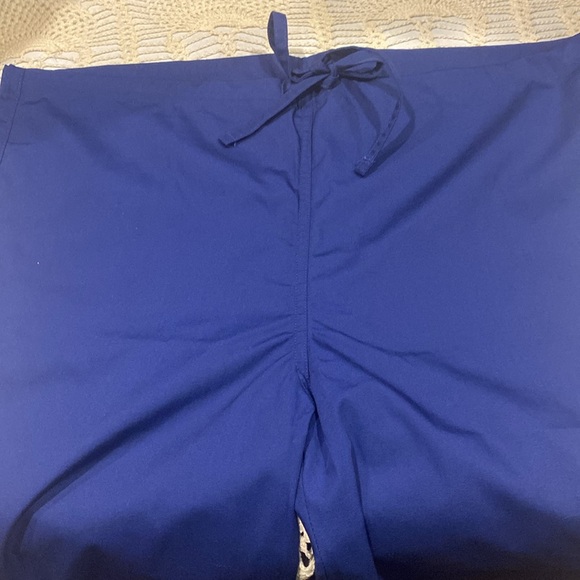 Allheart Unisex V-Neck Scrub Top and Drawstring Pants, Size Small, NWOT - Picture 10 of 11